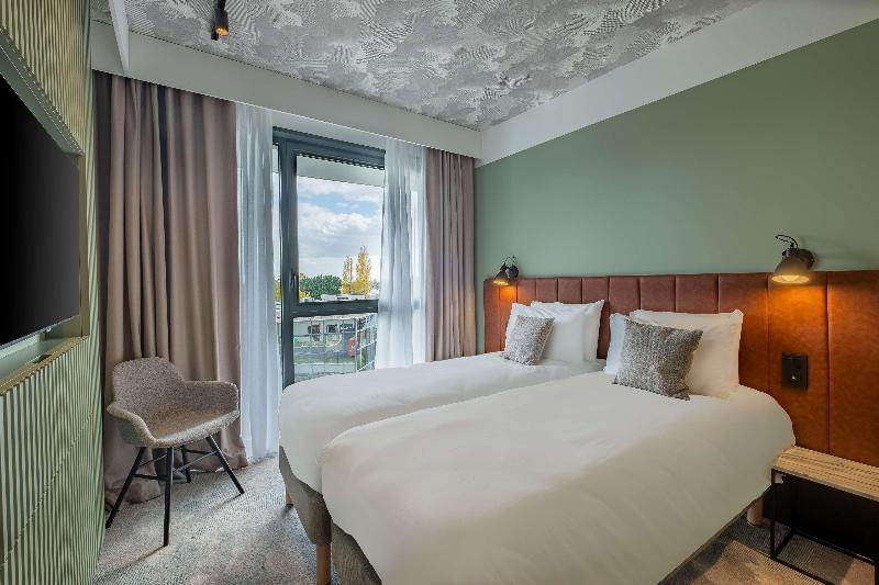 Номер Стандарт, Kyriad Lyon Ouest  Limonest