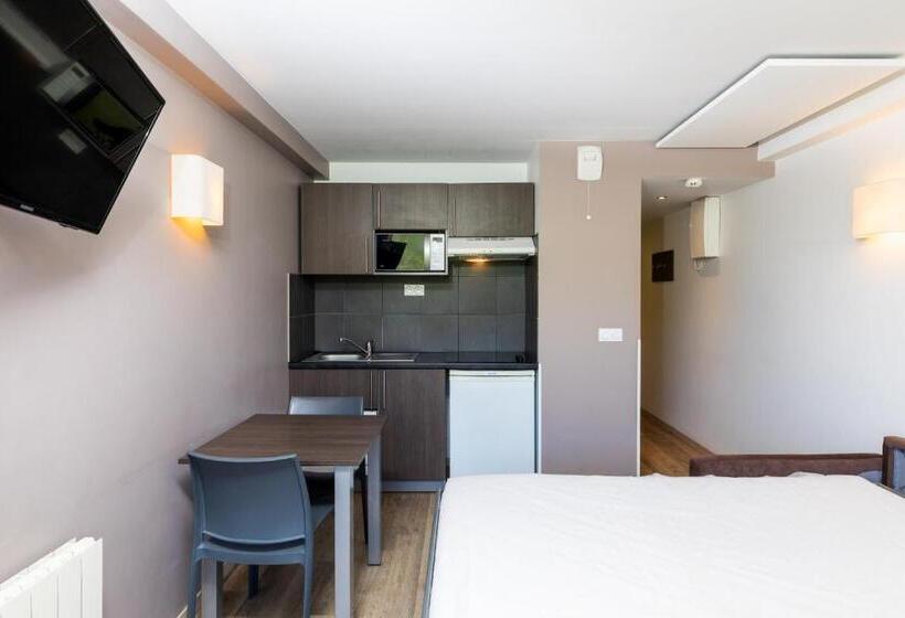 スタンダードスタジオ, Sowell Residences Crêt Voland