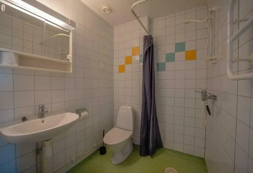 Huoneisto 1 Makuuhuone Merinäkymä Parveke, Ravinstigen   Visby Lägenhetshotell