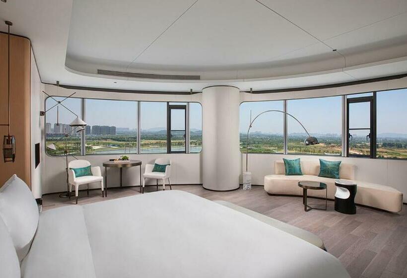 سوییت لوکس, Wyndham Garden Nanjing Airport