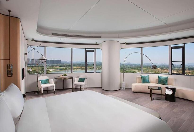 سوییت لوکس, Wyndham Garden Nanjing Airport