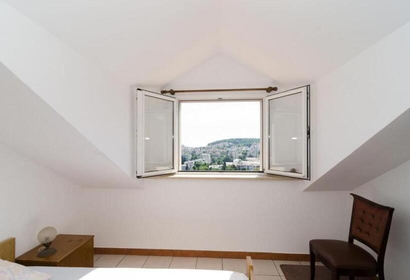 آپارتمان 1 خوابه با بالکن و چشمانداز دریا, Guest House Misita