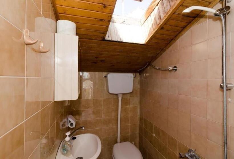 آپارتمان 1 خوابه با بالکن و چشمانداز دریا, Guest House Misita