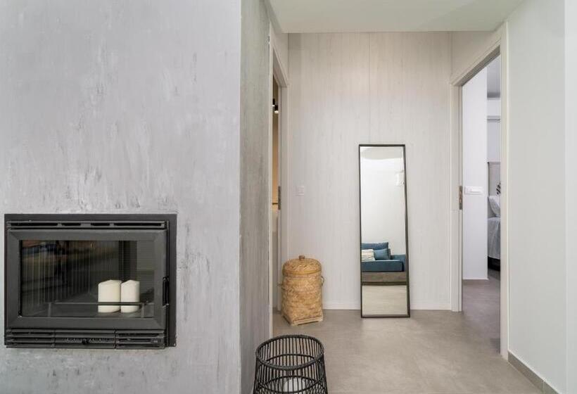 מיטת קינג בסוויטה, Pignolia Suites   Adults Only