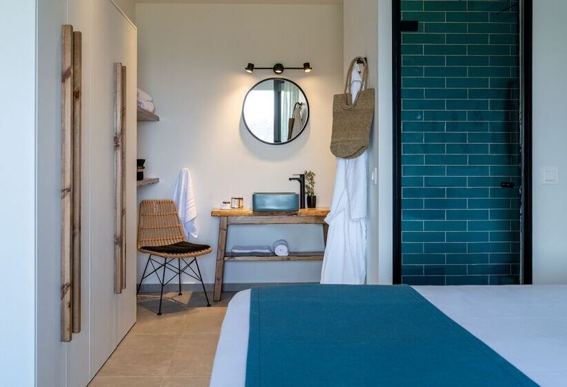 Люкс Deluxe Вид на Море, Pignolia Suites   Adults Only
