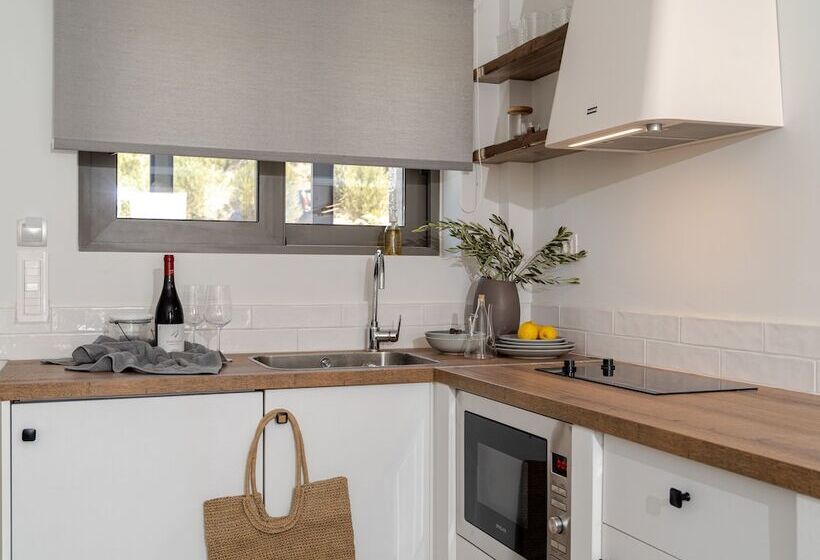 סוויטת דלוקס נוף לים, Pignolia Suites   Adults Only