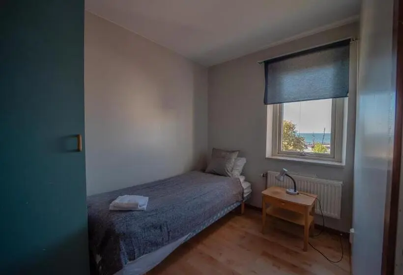 Huoneisto 1 Makuuhuone Merinäkymä Parveke, Ravinstigen   Visby Lägenhetshotell