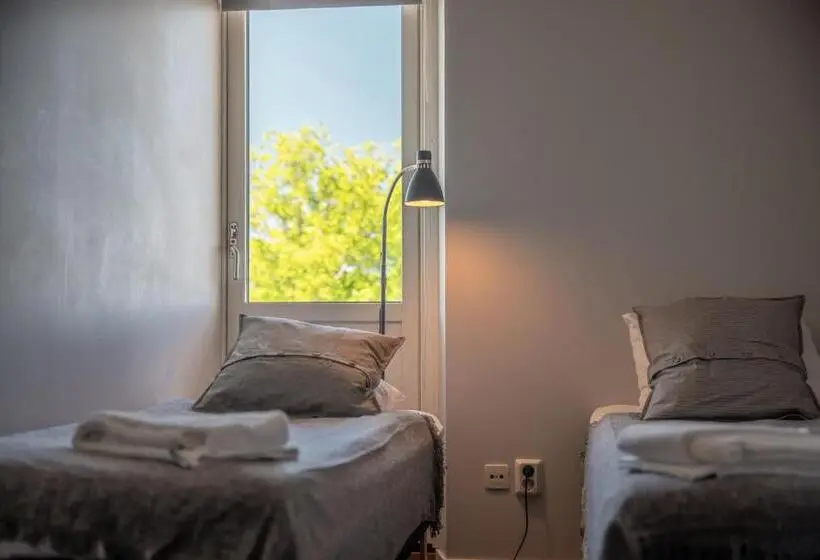 Huoneisto 1 Makuuhuone Pohjakerros, Ravinstigen   Visby Lägenhetshotell