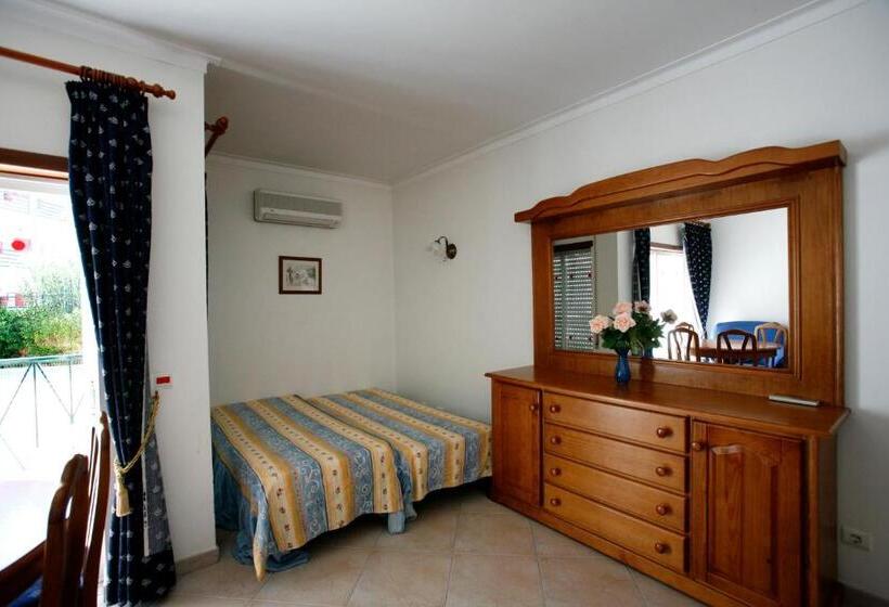 발코니가 있는 2 베드룸 아파트, Apartamentos Coral Do Vau