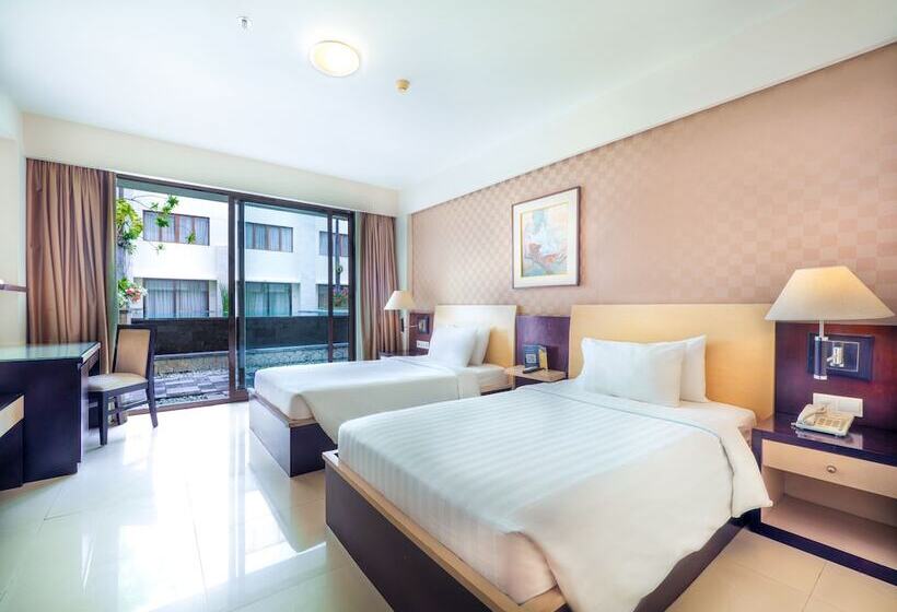 Номер Deluxe, Aston Kuta Hotel And Residence