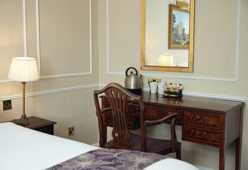 标准间, Cock Hotel By Greene King Inns