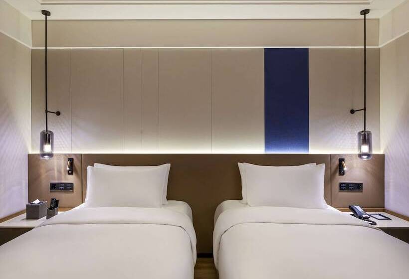 디럭스 룸, Novotel Shanghai Jingan