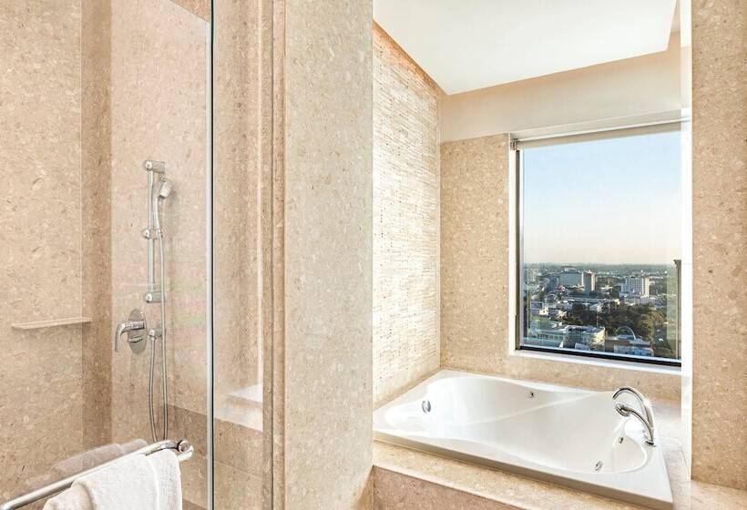 皇家两卧套房, Chiang Mai Marriott