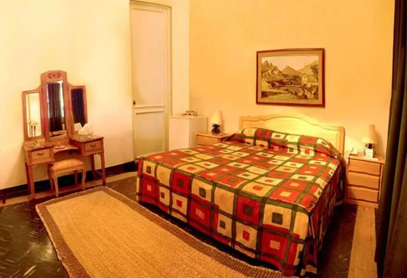 اتاق استاندارد با تخت بزرگ, Majoro