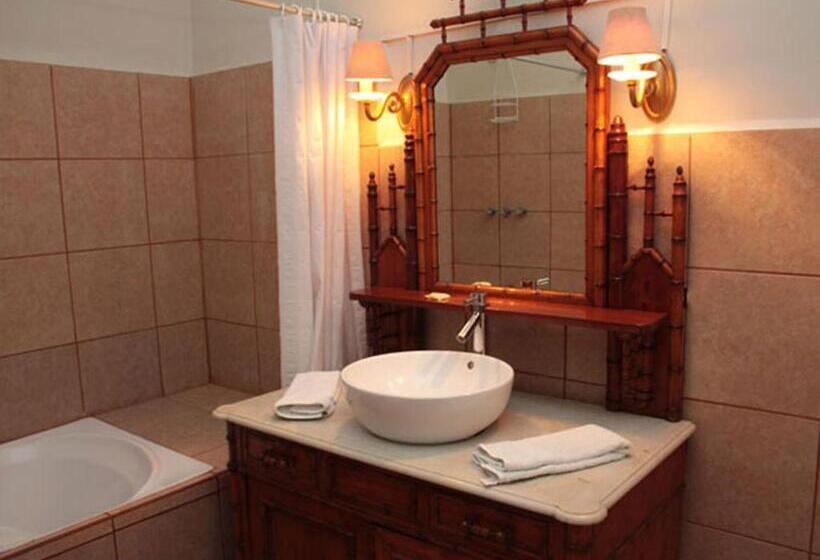 سوییت جونیور, Majoro