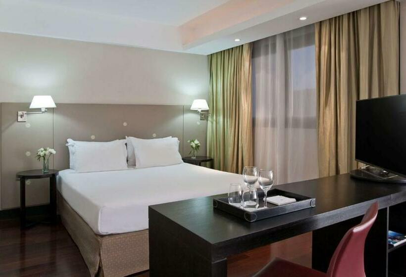 سوییت جونیور, NH Buenos Aires 9 De Julio