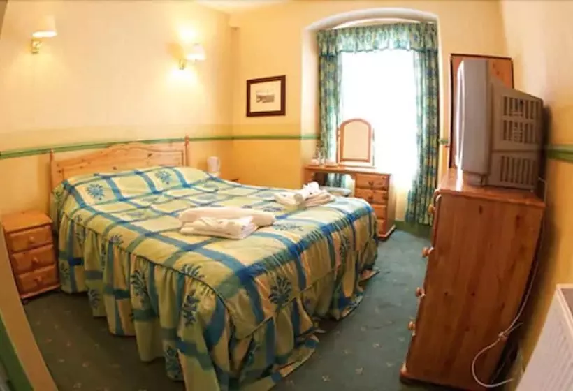 スタンダードルーム, Radstock Hotel Near Bath