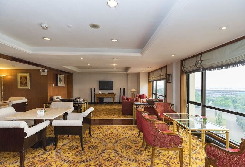 Номер Executive, The Sultan Hotel & Residence Jakarta