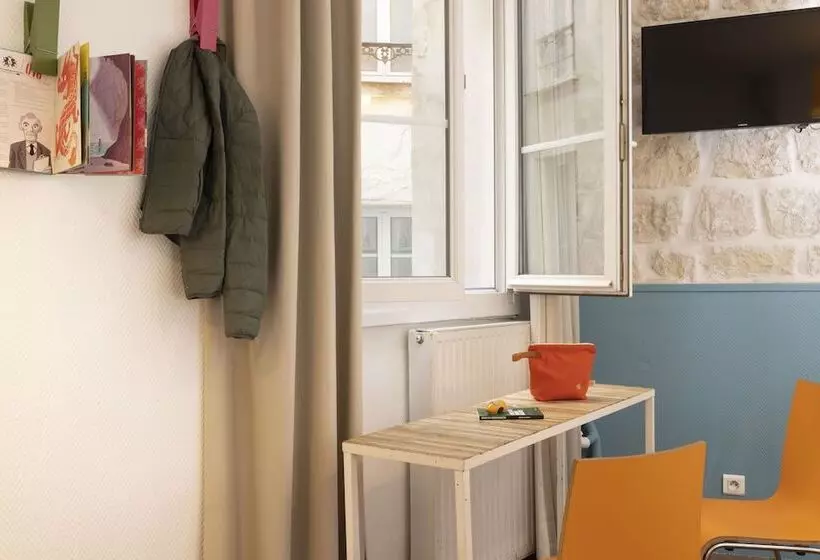اتاق استاندارد چهار تخته, Le Regent Montmartre By Hiphophostels