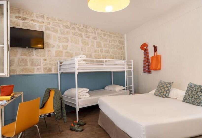 スタンダード４人部屋, Le Regent Montmartre By Hiphophostels