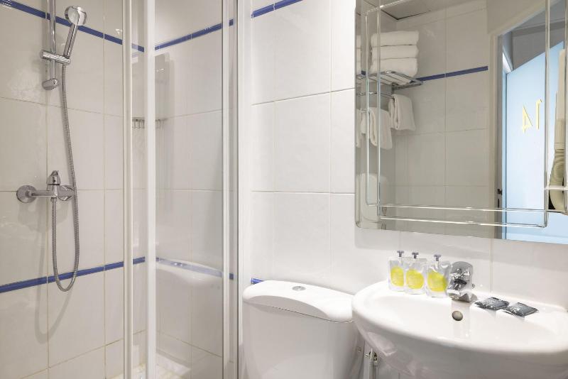 スタンダードトリプルルーム, Le Regent Montmartre By Hiphophostels