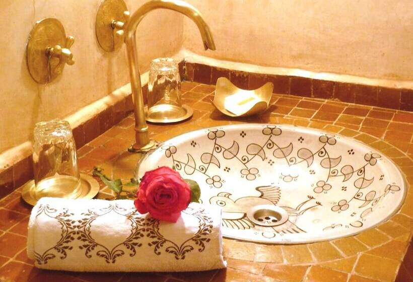 スタンダードルーム, Riad Carina