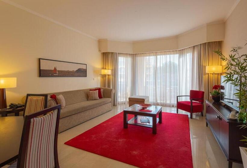 2 Bedroom Apartment with Views, The Residences Vilamoura