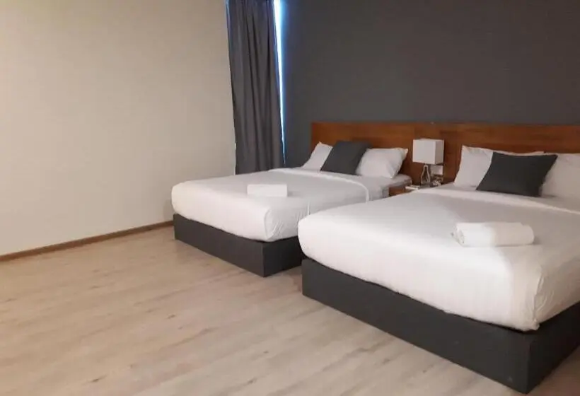 سوییت خانوادگی, Hotin Inn