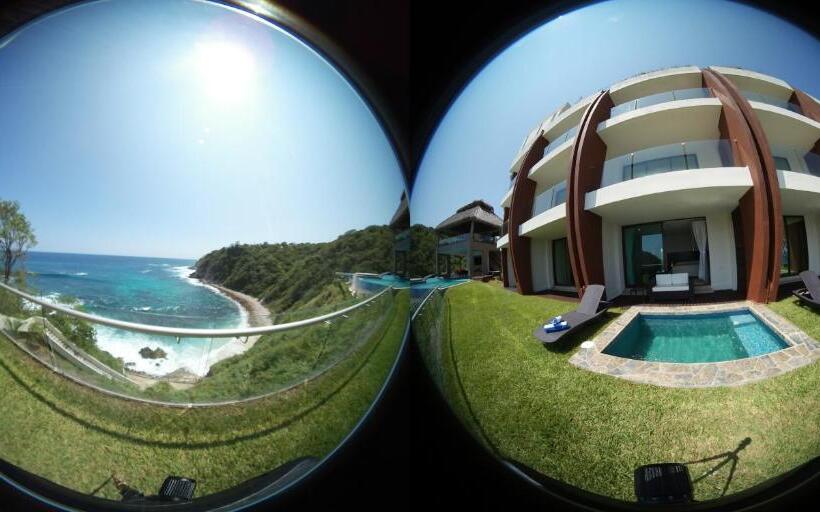 جناح مزود بحمام سباحة, Pacific King