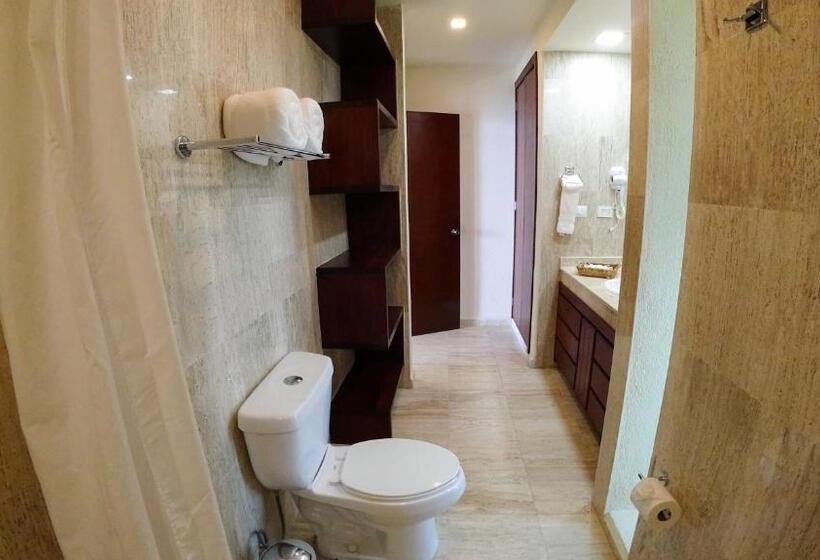 جناح رئاسى, Pacific King