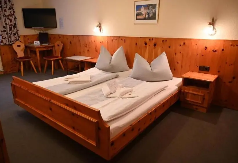 スタンダードトリプルルーム, Altstadthotel Garni Frankfurter Hof