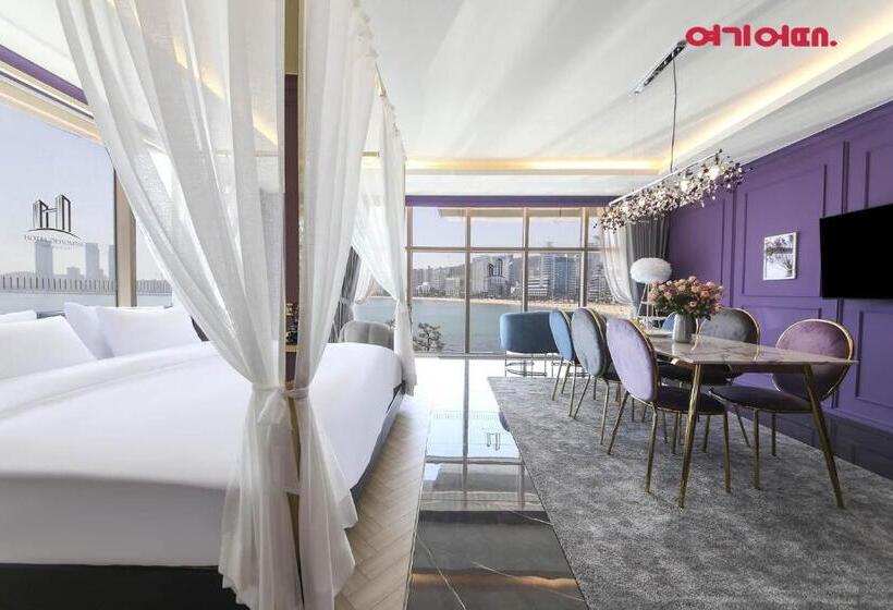 Suite Vista Mare, De Homme