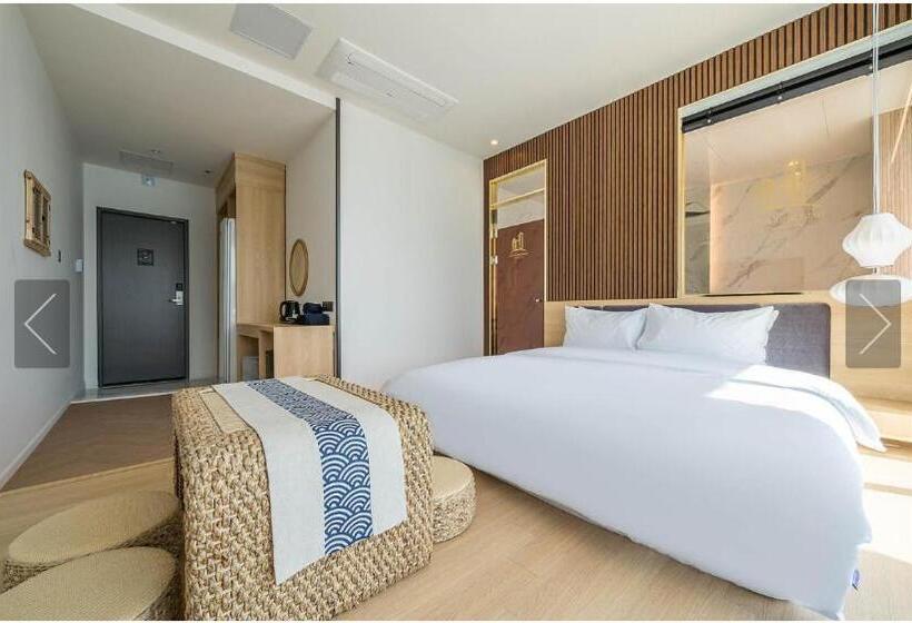 Camera Standard, De Homme