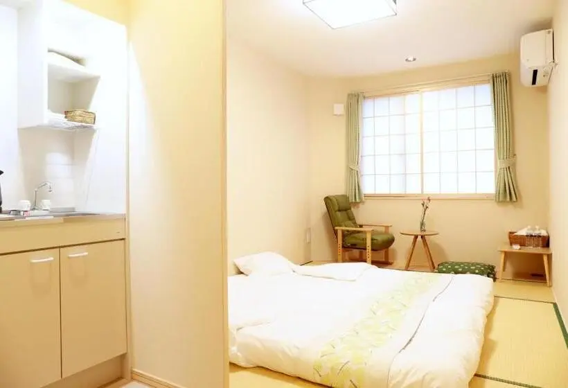 Economy-huone, Plum House Otaru