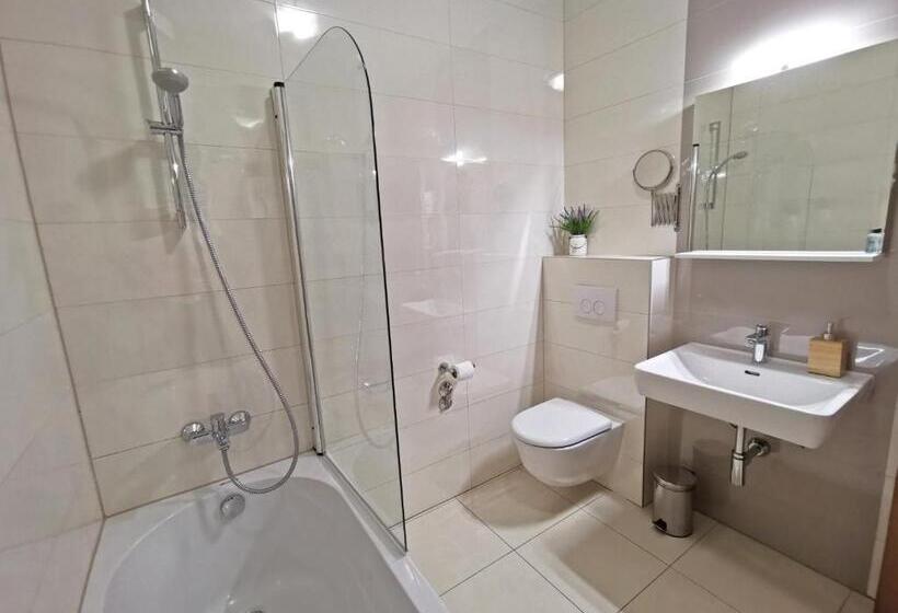 标准三人间, Etno Garden Exclusive Rooms