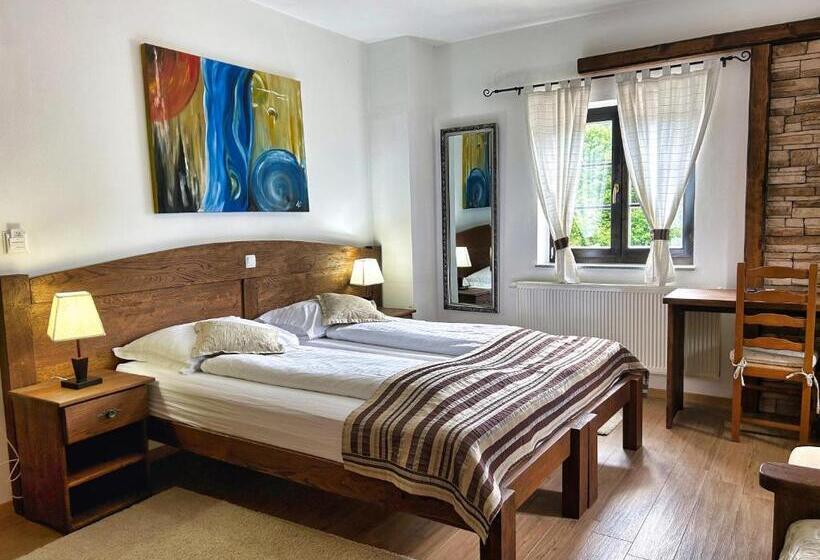 标准三人间, Etno Garden Exclusive Rooms