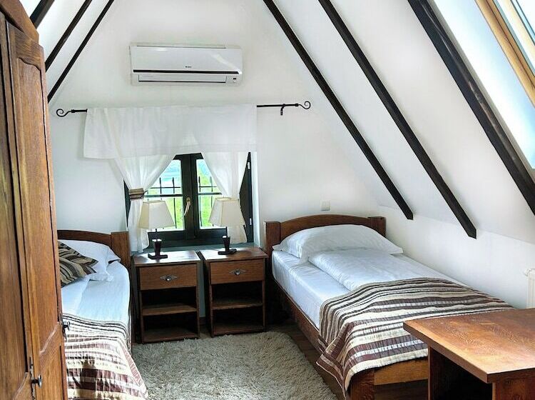 Номер Стандарт Вид на Сад, Etno Garden Exclusive Rooms