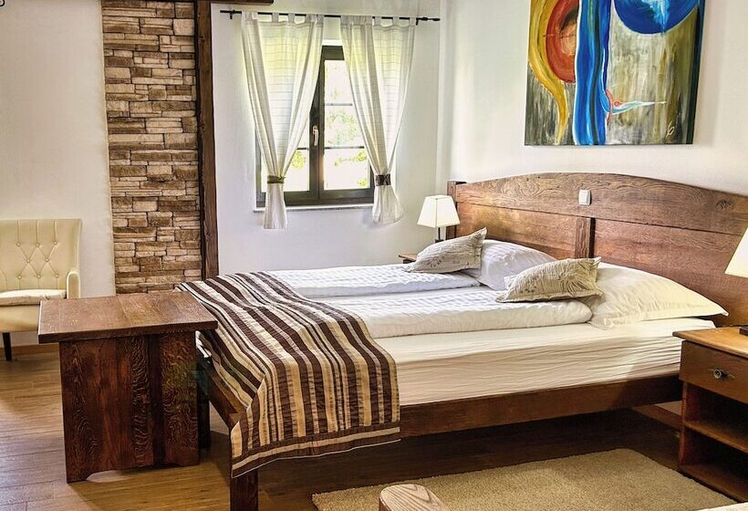 Семейный Номер Вид на Сад, Etno Garden Exclusive Rooms