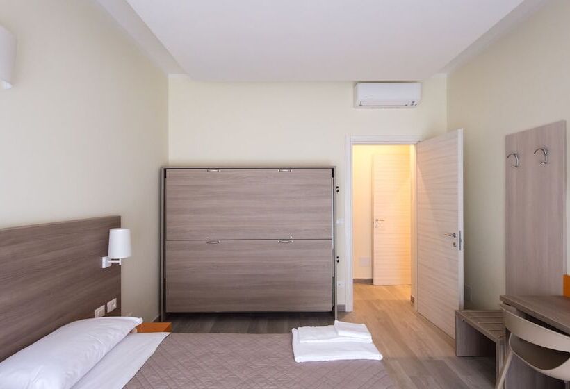 اتاق خانوادگی, San Felice 135 3