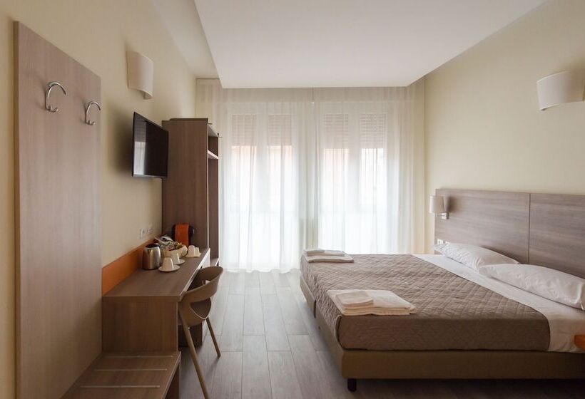 اتاق خانوادگی, San Felice 135 3