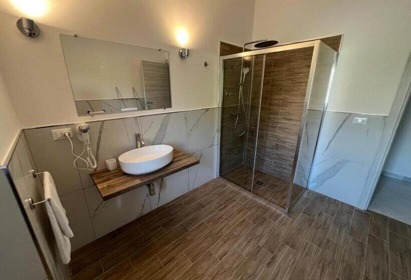 Трехместный Номер Superior, Villa Leucatia