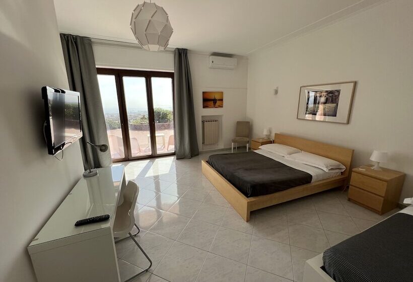 Трехместный Номер Superior, Villa Leucatia