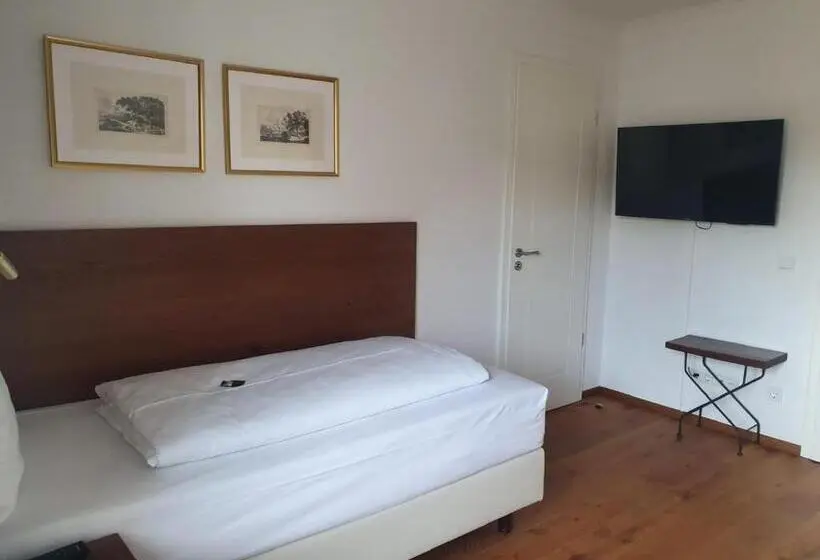 Quarto standart individual, Schierlinger Bräustüberl
