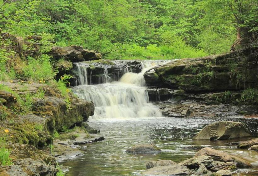 2间卧室的房子, Rocky Brook Acres