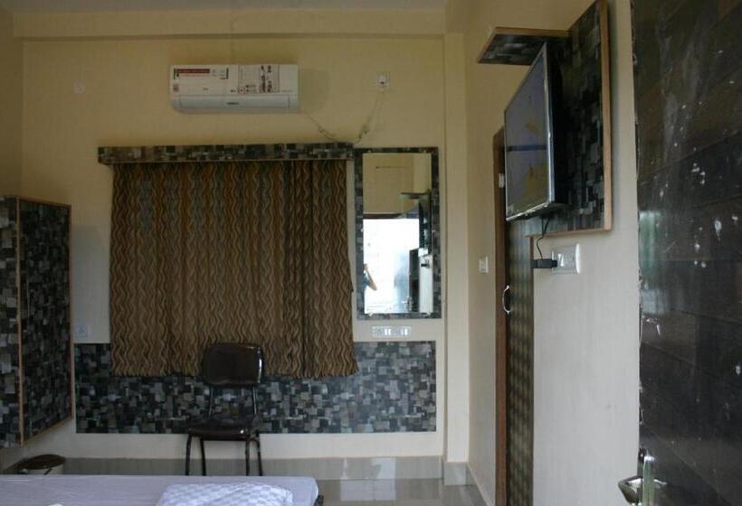 חדר דלוקס, Utsav Grand By Chocolate Inn