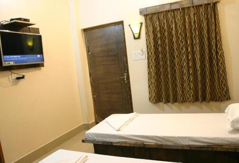 חדר דלוקס, Utsav Grand By Chocolate Inn