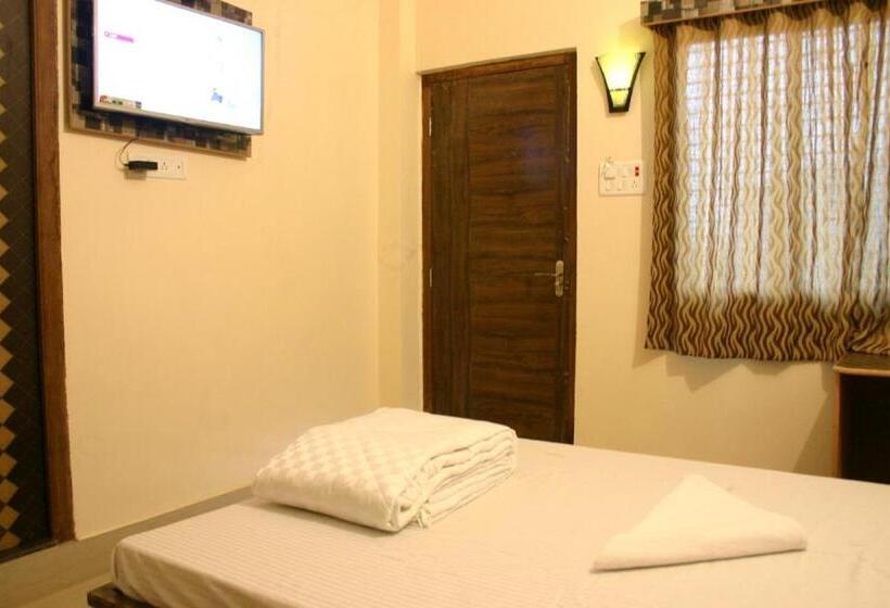 חדר דלוקס, Utsav Grand By Chocolate Inn