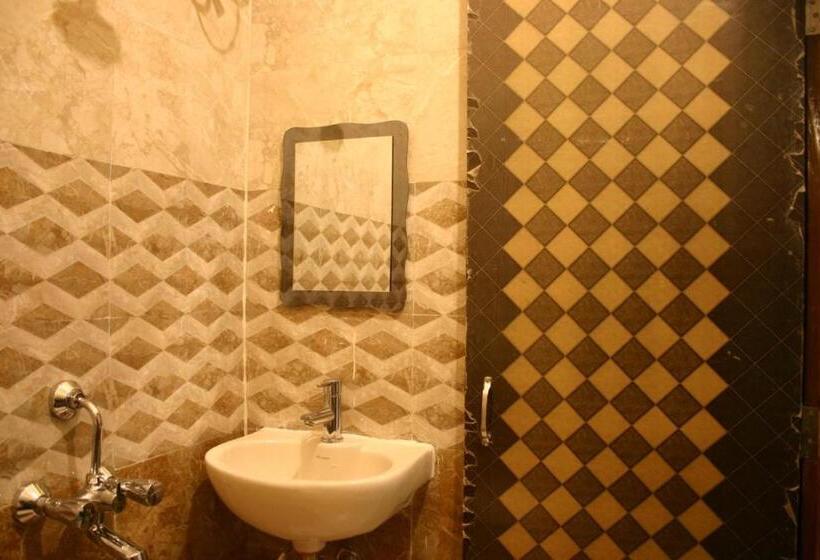 חדר דלוקס, Utsav Grand By Chocolate Inn