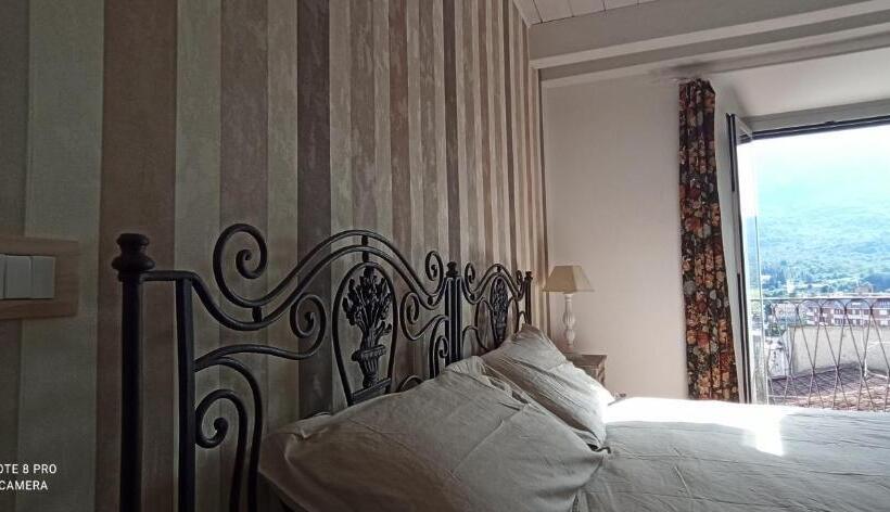 Четырехместный Номер Стандарт, B&b Il Cardinale