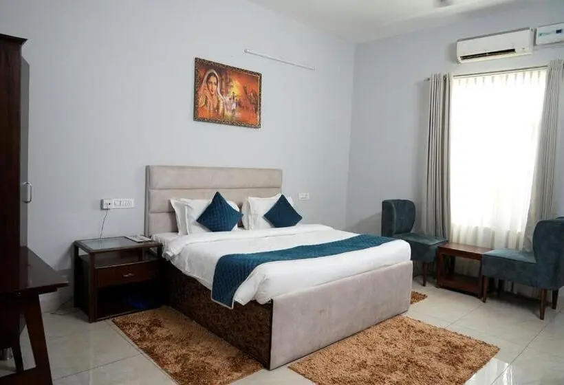 デラックスルーム, Shivjot Farm & Resort Panchkula